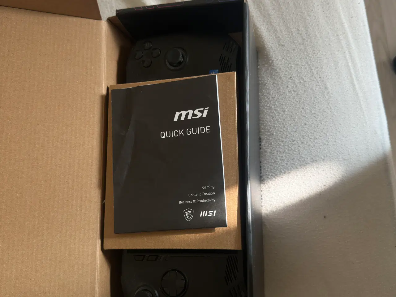 Billede 1 - MSI SPILLEKONSOL 