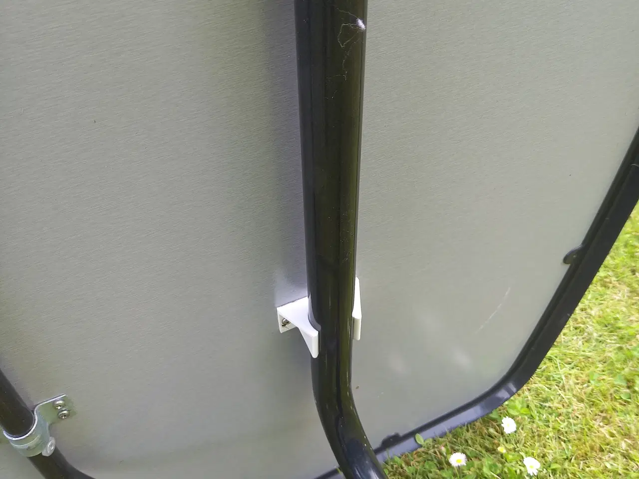 Billede 5 - Stabilt campingbord 