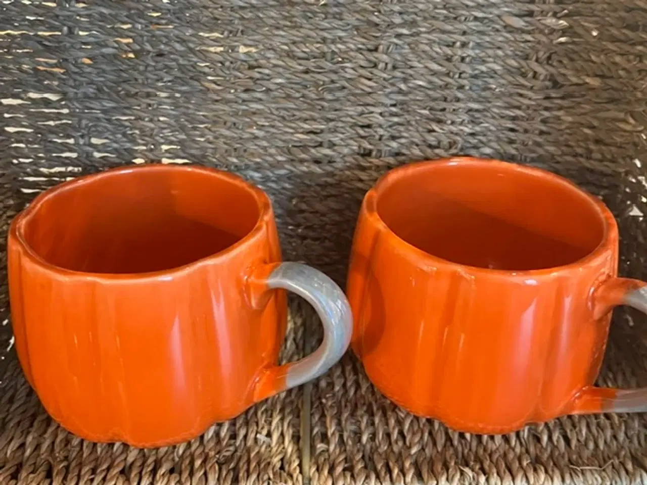 Billede 1 - Unikke Græskarkrus med Perlemorsfinish på hanken