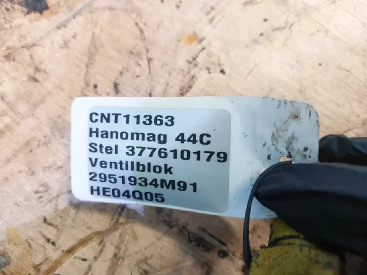 Billede 14 - Hanomag 44C  Ventilblok 2951934M91