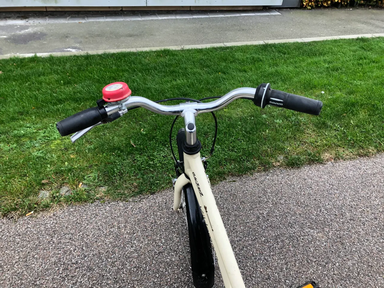 Billede 8 - Pigecykel med 3 gear