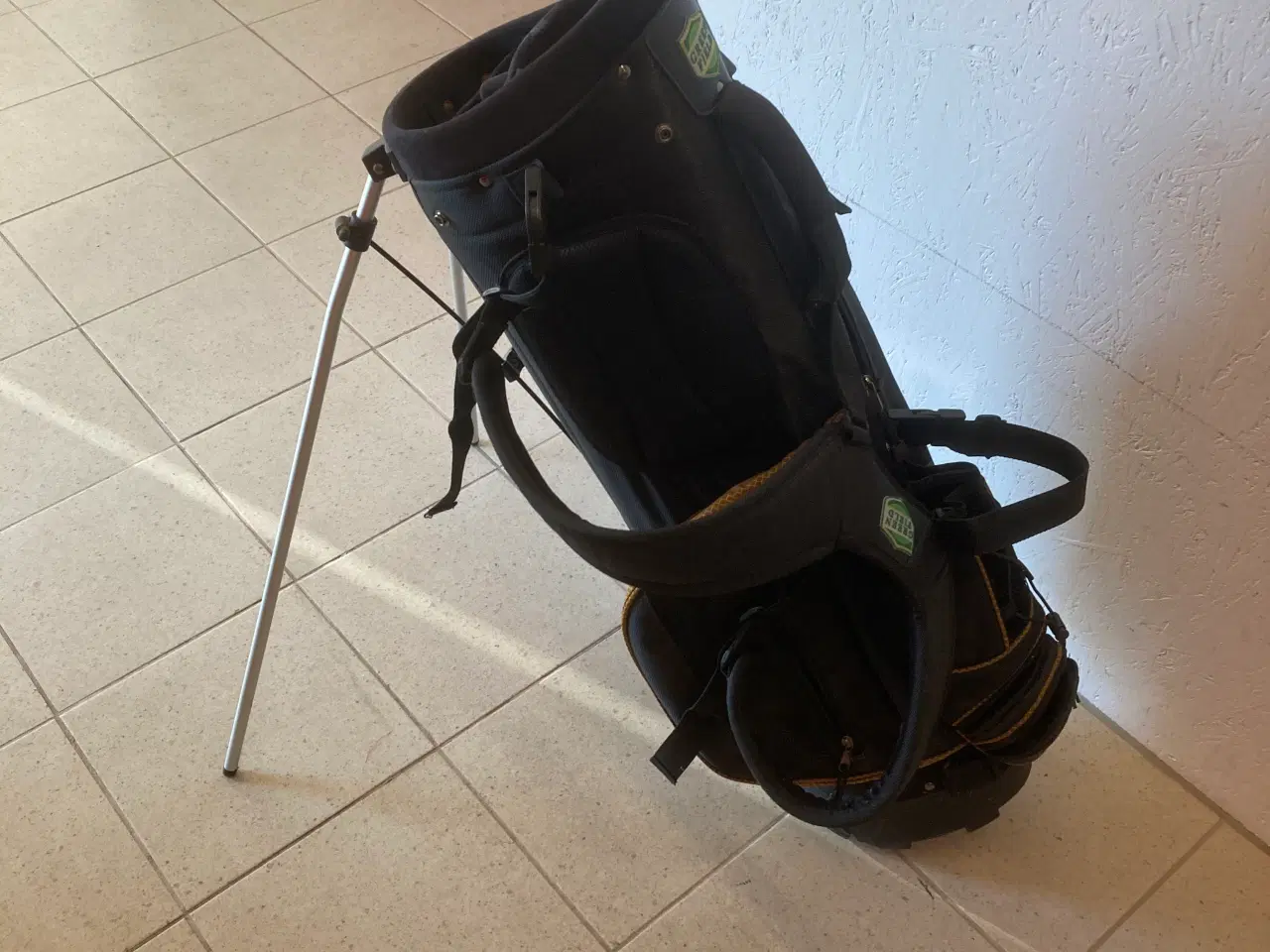 Billede 2 - Flot / Rummelig bærebag super fin stand. 