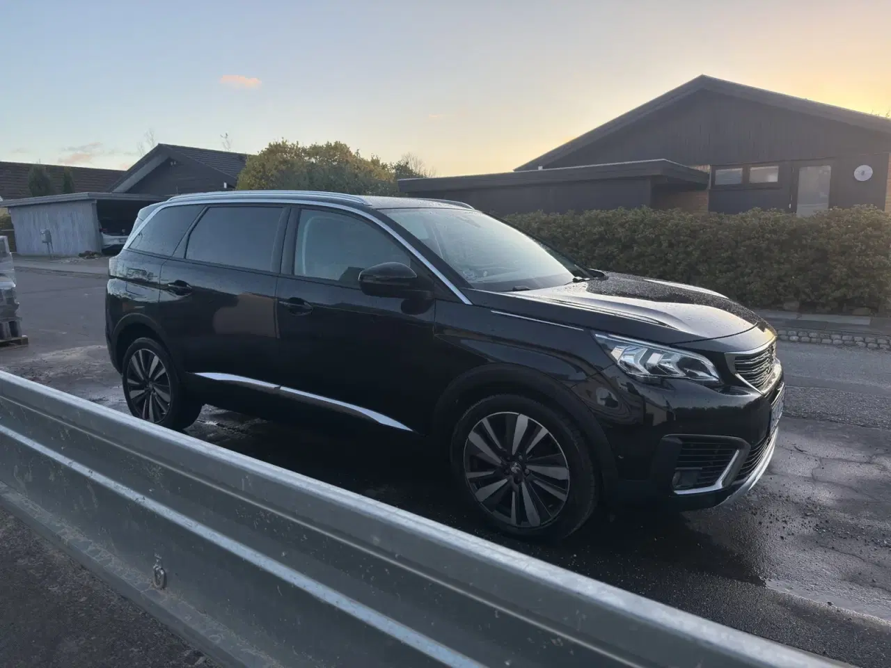 Billede 3 - Peugeot 5008 1,6 BlueHDi 120 Allure 7prs