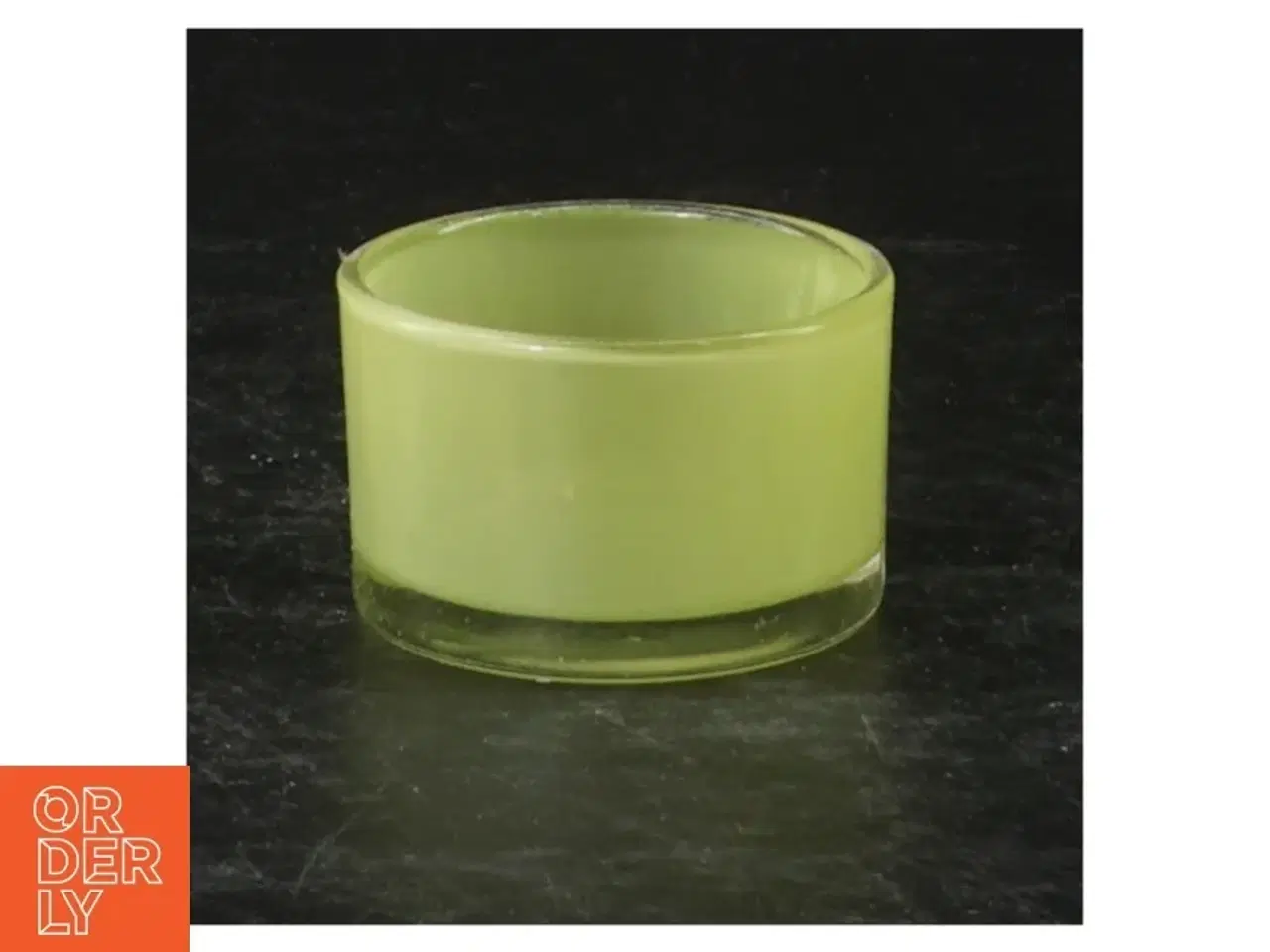 Billede 3 - Farvede glas skåle (str. 5 cm. 4 styk)