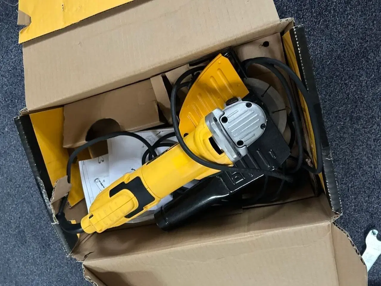 Billede 1 - DEWALT Vinkelsliber DWE46101