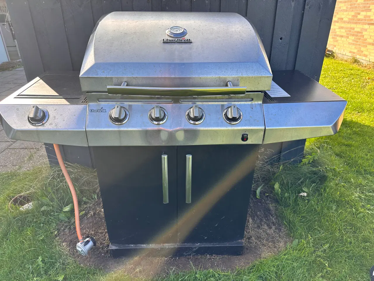 Billede 1 - Gasgrill m blus