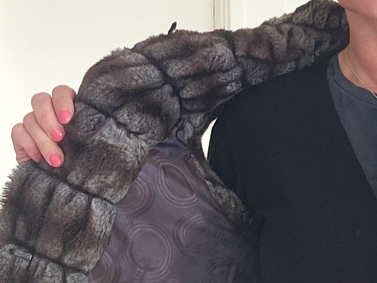 Billede 2 - Fake chinchilla pels fra Sand
