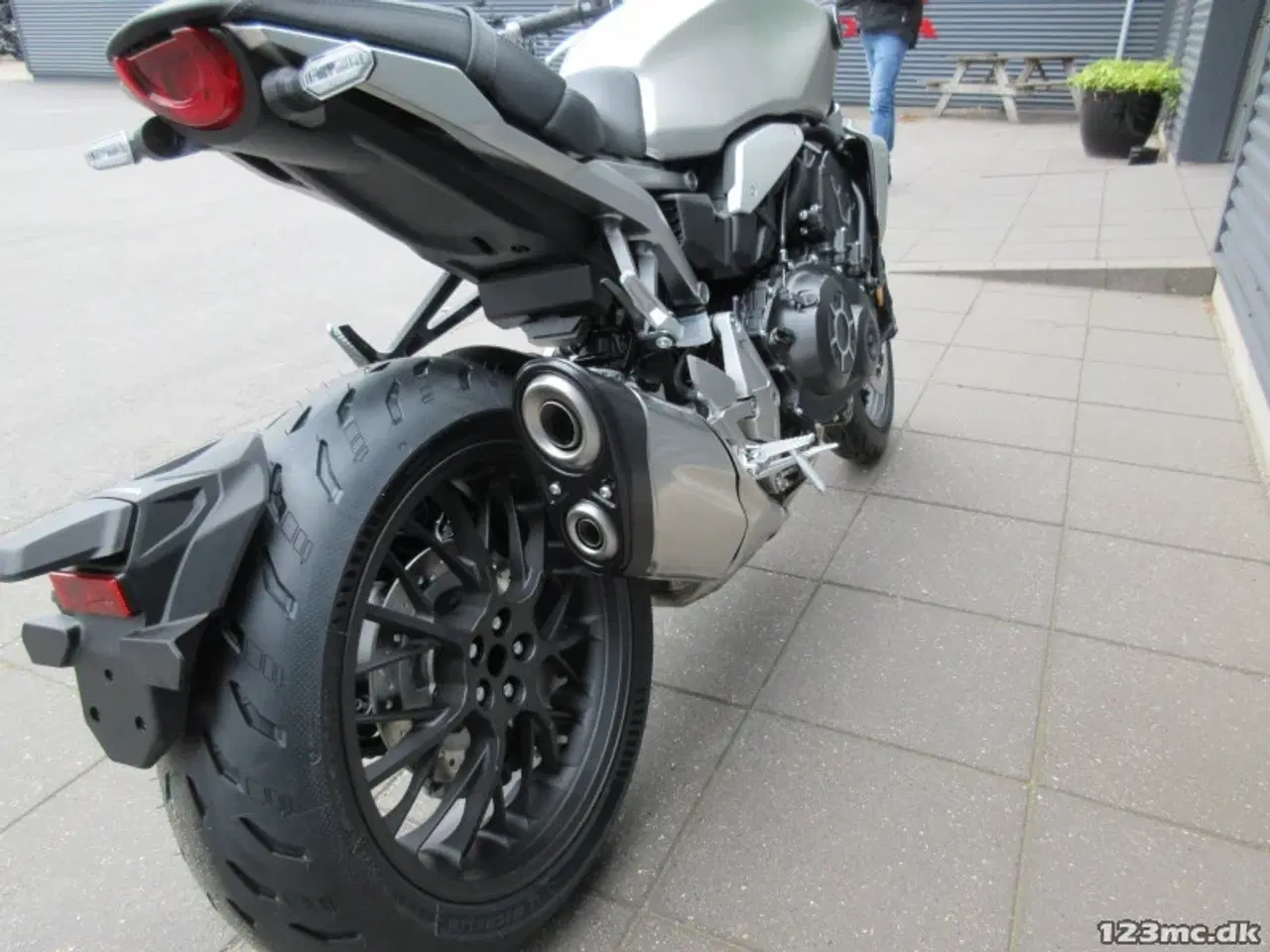 Billede 25 - Honda CB 1000 R MC-SYD BYTTER GERNE 5 ÅRS FABRIKS GARANTI