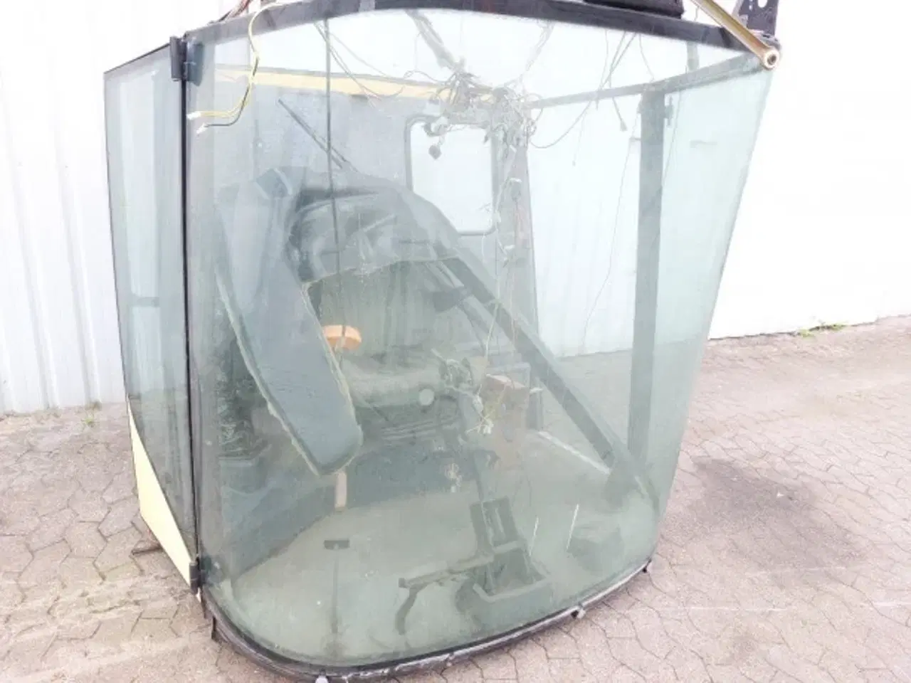 Billede 12 - New Holland TF78 Kabine