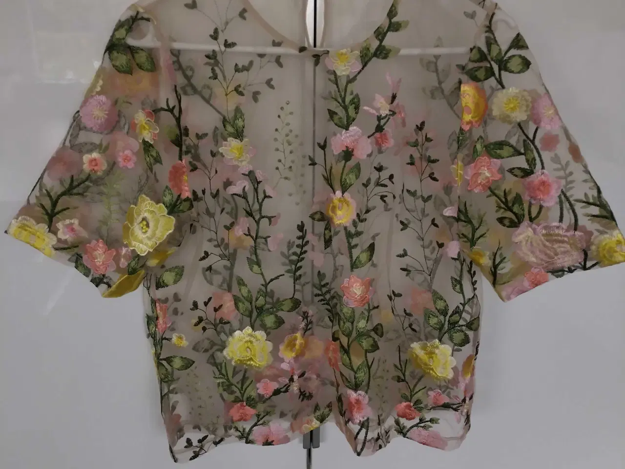 Billede 1 - Smuk top/bluse 