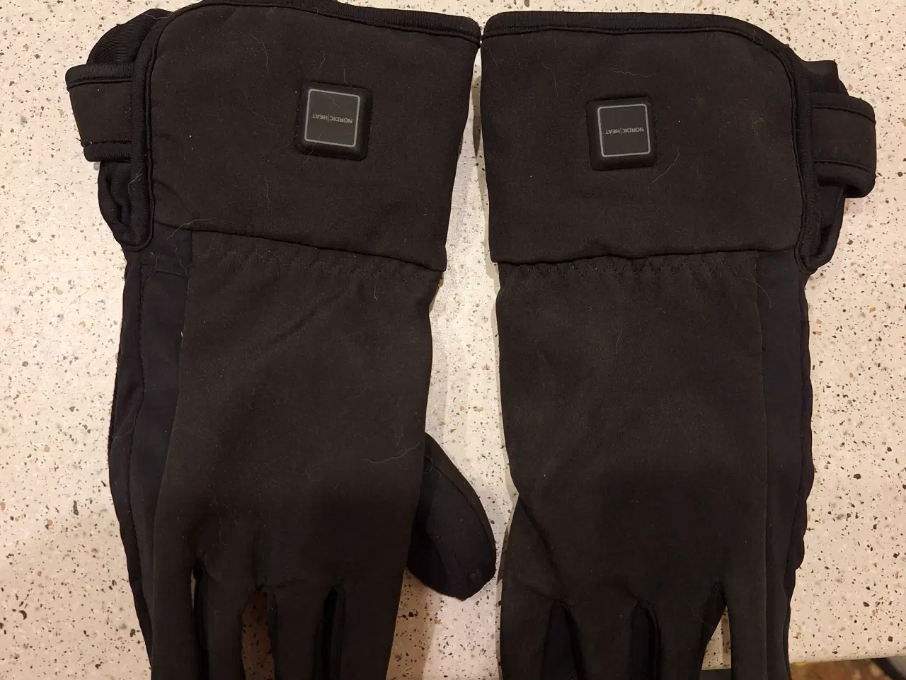 Billede 1 - Handsker med varme