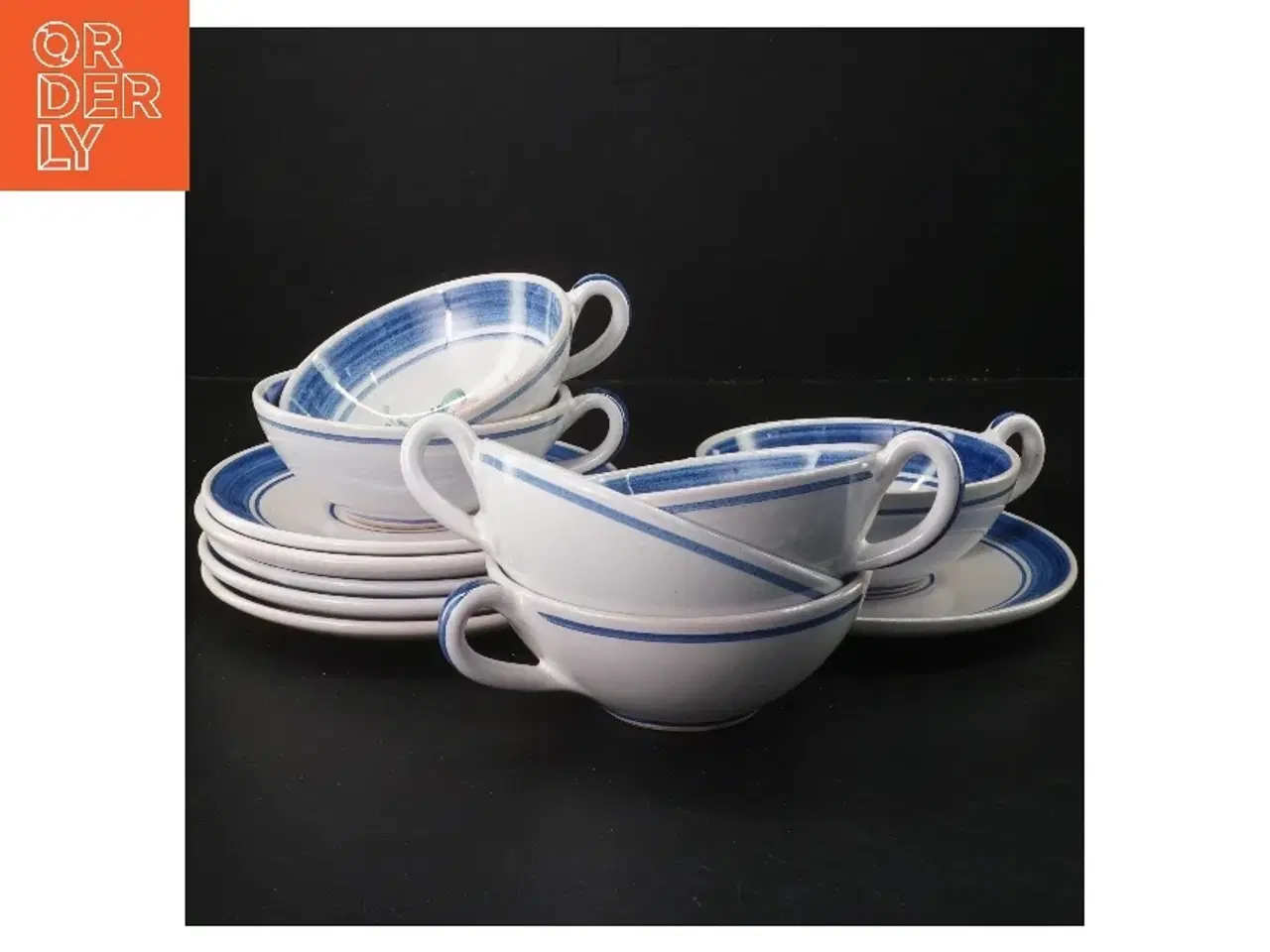 Billede 1 - Porcelænssæt med tallerkener og skåle (str. 6 stk Ø 12 & 16 cm)