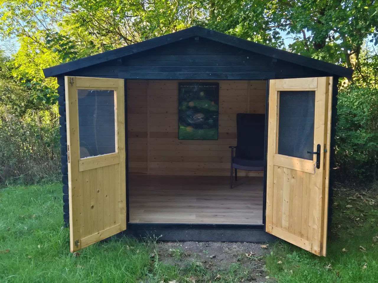 Billede 4 - Hytte Sort 2-dørs 8½ m2