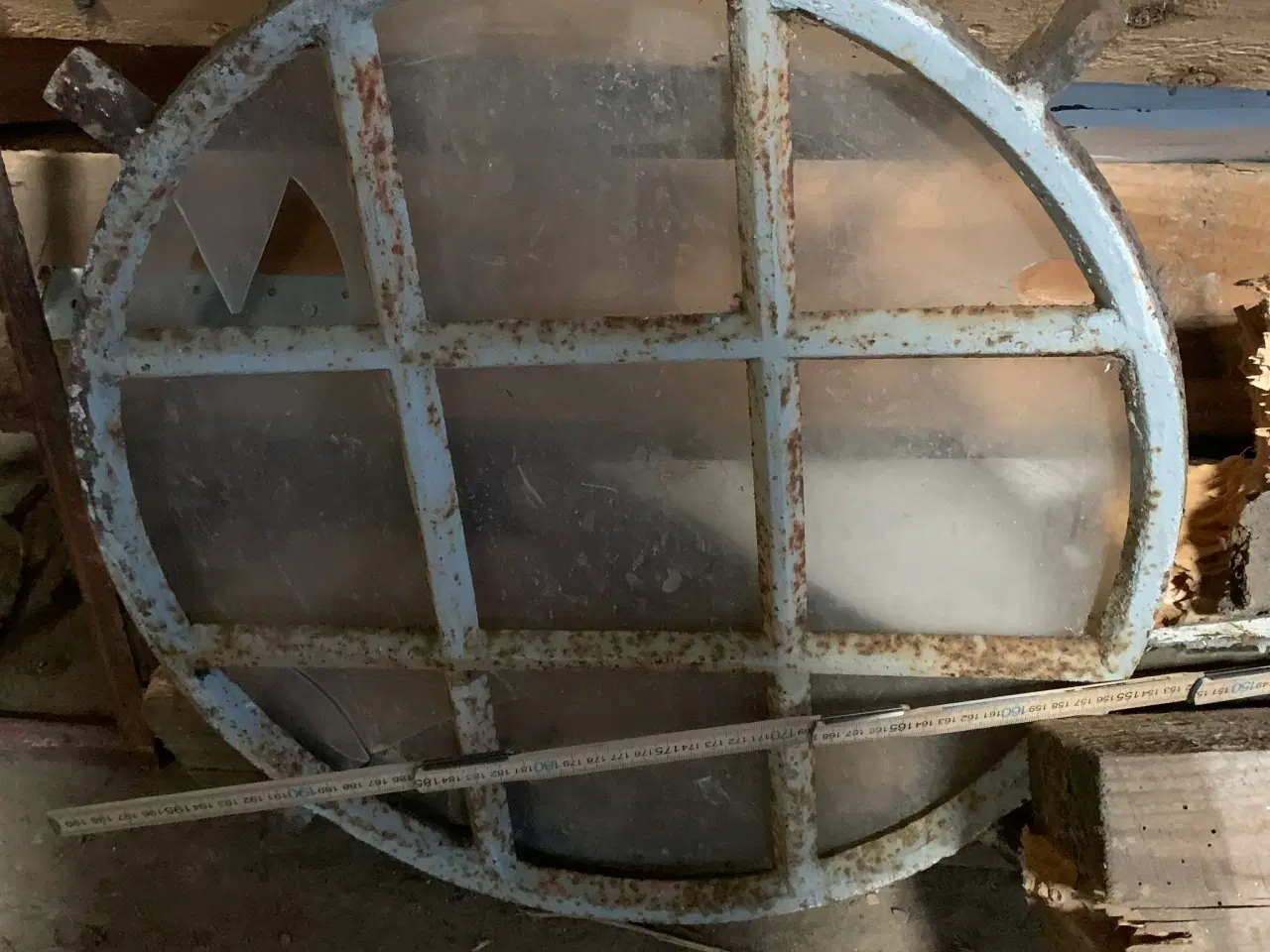 Billede 3 - Støbejerns vinduer