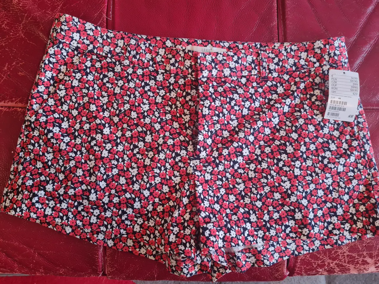 Billede 4 - Nye shorts str 44 H&M 