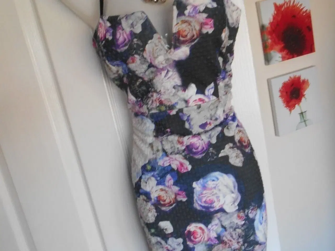 Billede 1 - Kjole-Bodycoon fra Jane Norman/ str: 38-40