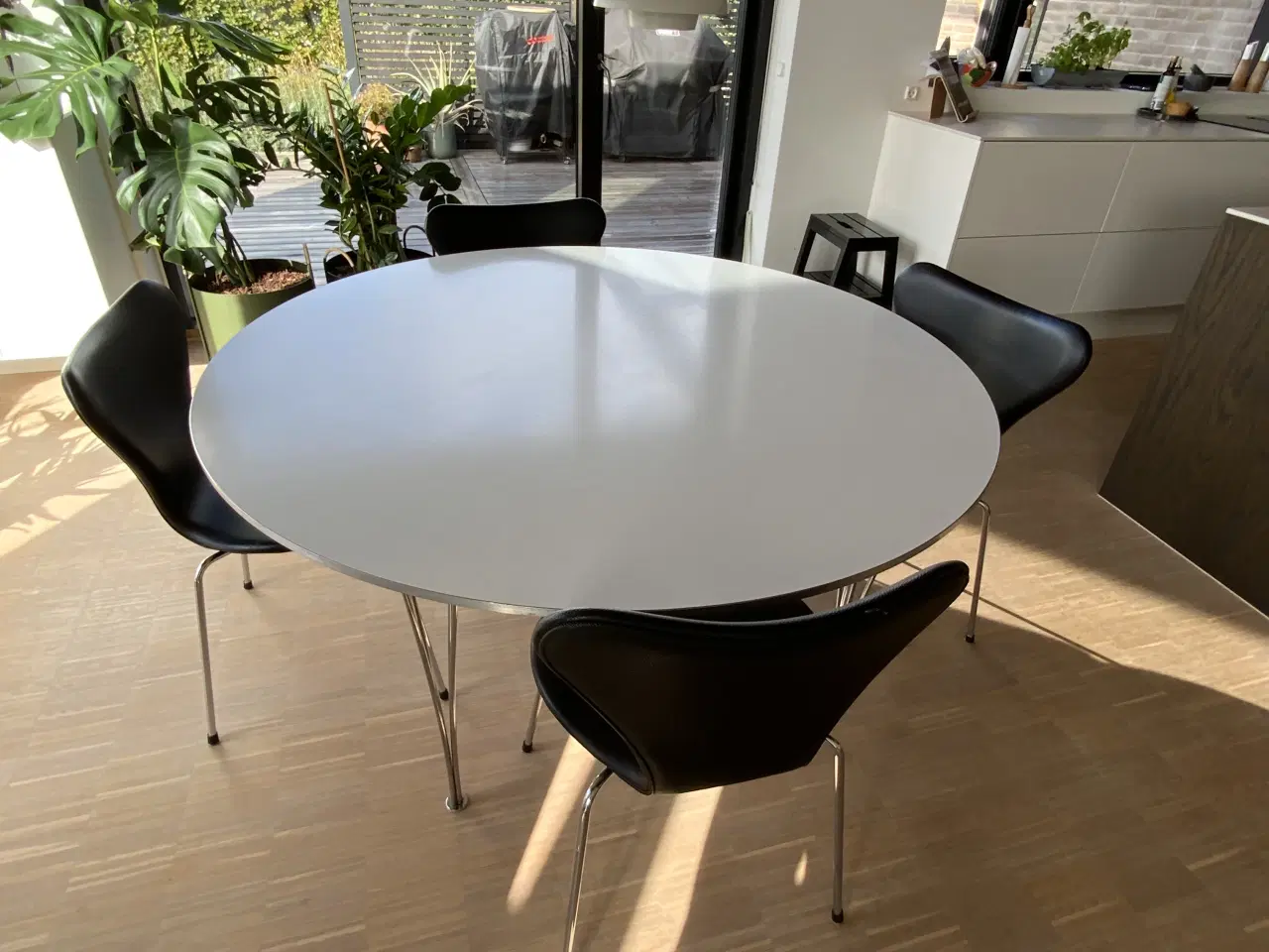 Billede 1 - Piet hegn spisebord