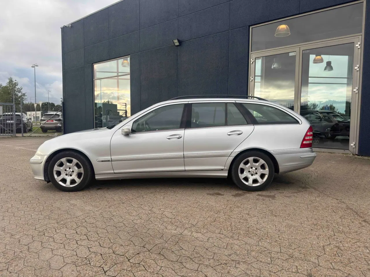 Billede 8 - Mercedes-Benz C180 1,8i benzin St.Car Aut.