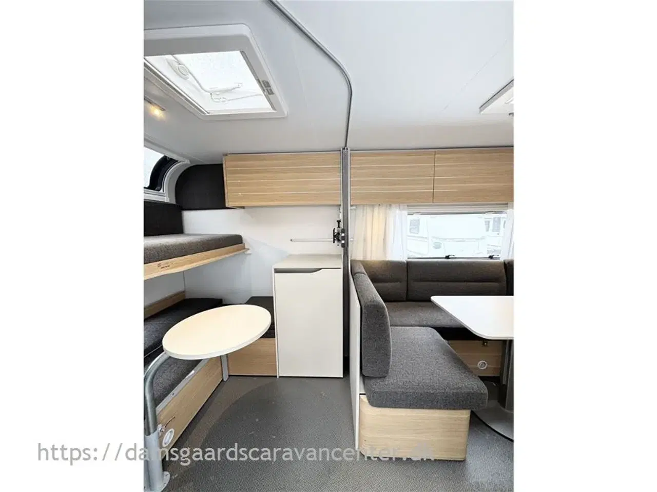 Billede 19 - 2022 - Adria Adora 613 PK Teen   Dobbeltseng-Køjer-Gulvtemp.-Aircon-Telt