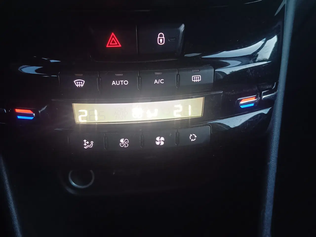 Billede 8 - Peugeot 208 HDI Blue diesel