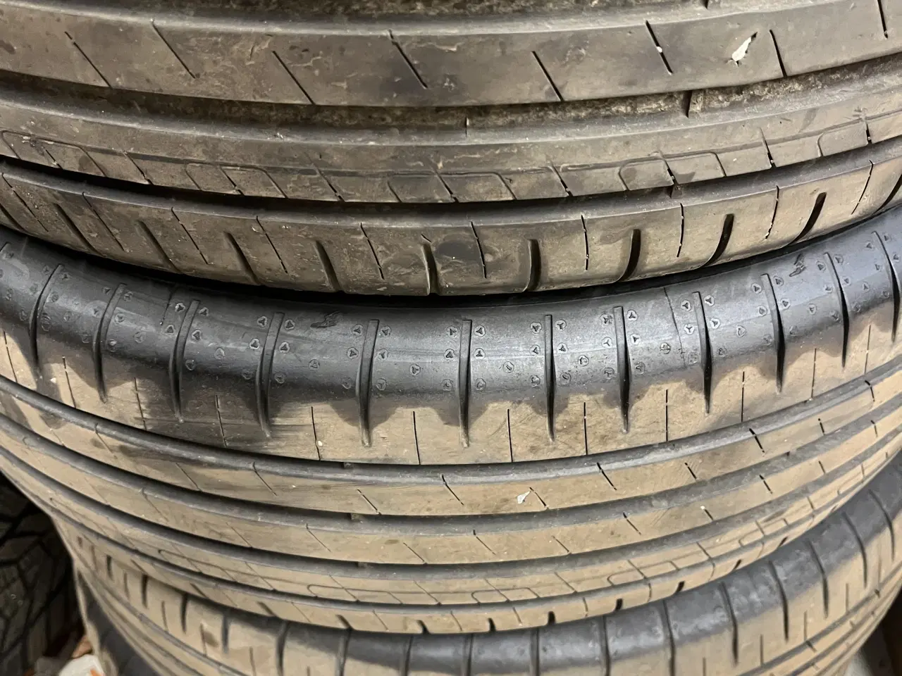 Billede 3 - Goodyear Efficientgrip Sommerdæk