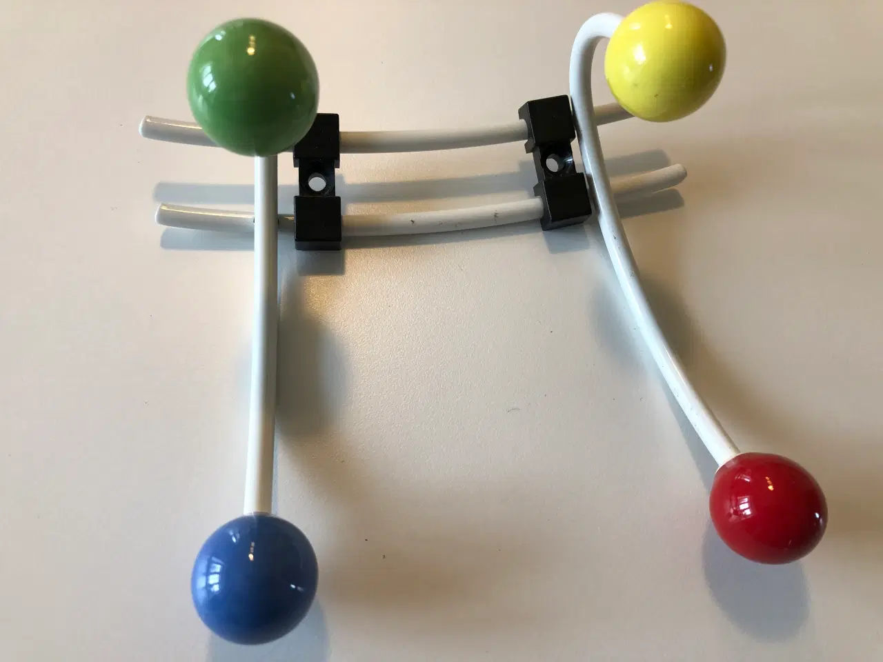 Billede 7 - Knagerække i flotte farver