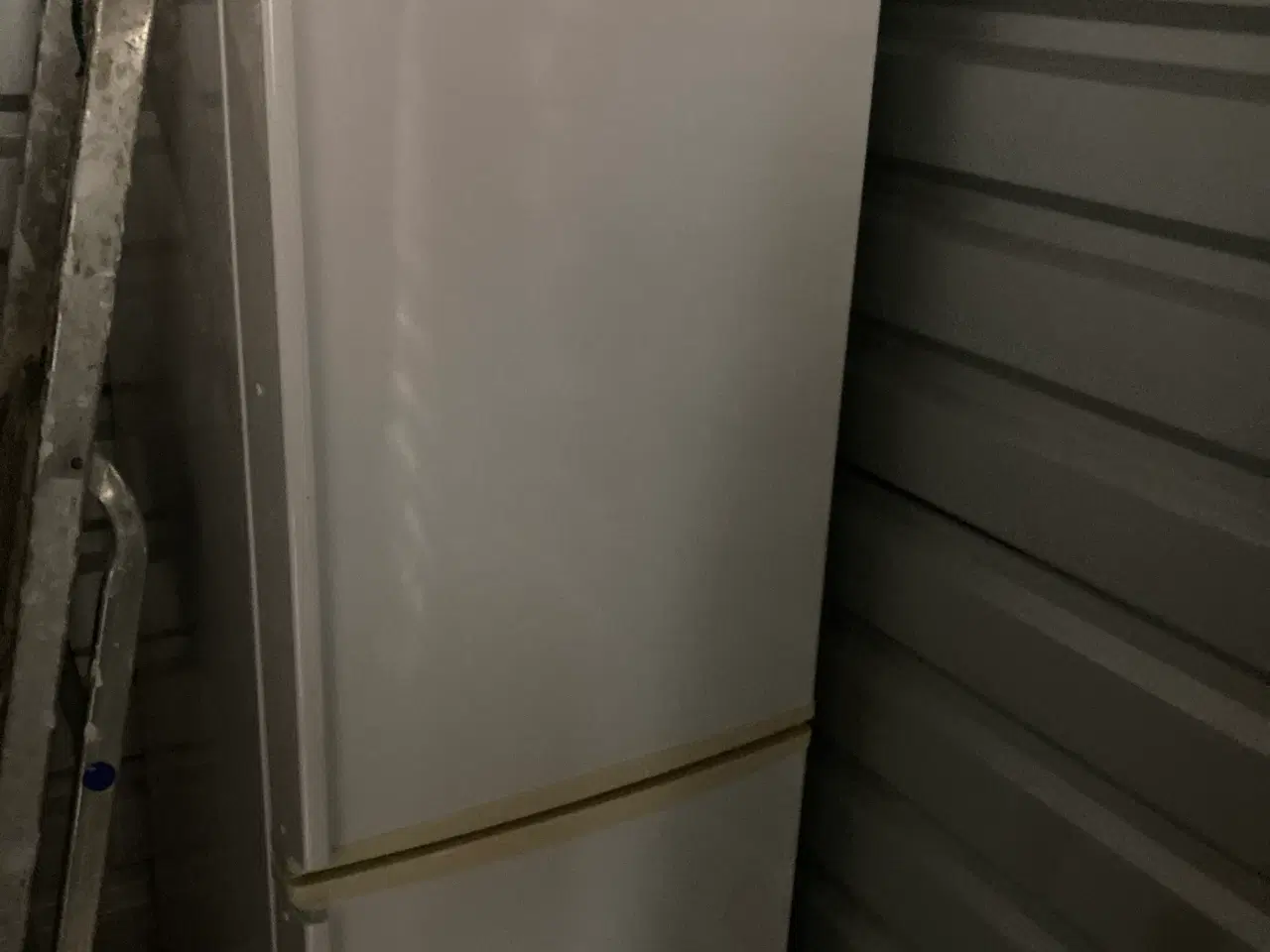 Billede 1 - Køle/fryseskab til garage eller lignende 
