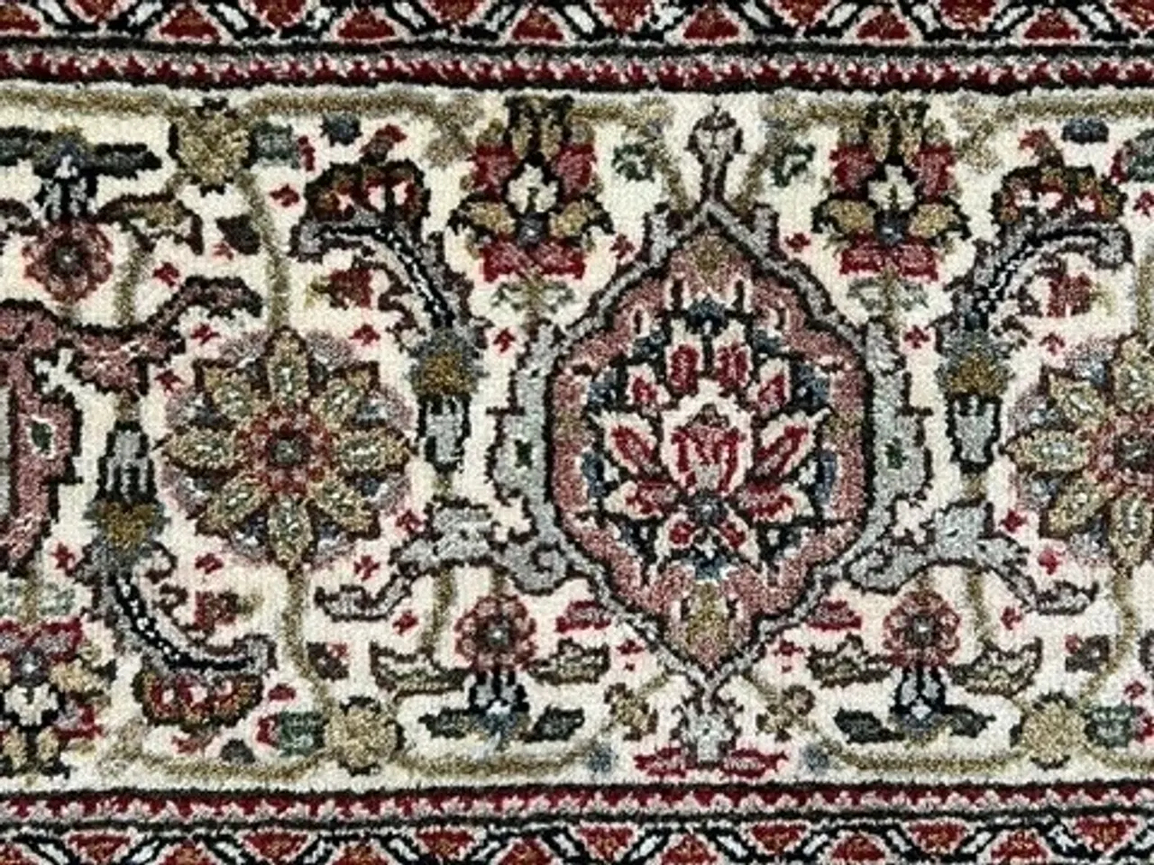 Billede 7 - Ægte tæppe i flotte farver og nuancer