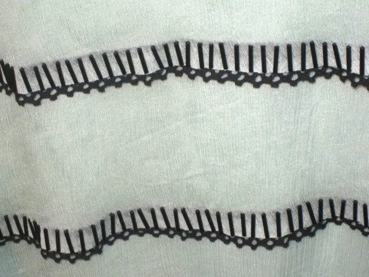 Billede 3 - Cacharel, silkenederdel, str 42