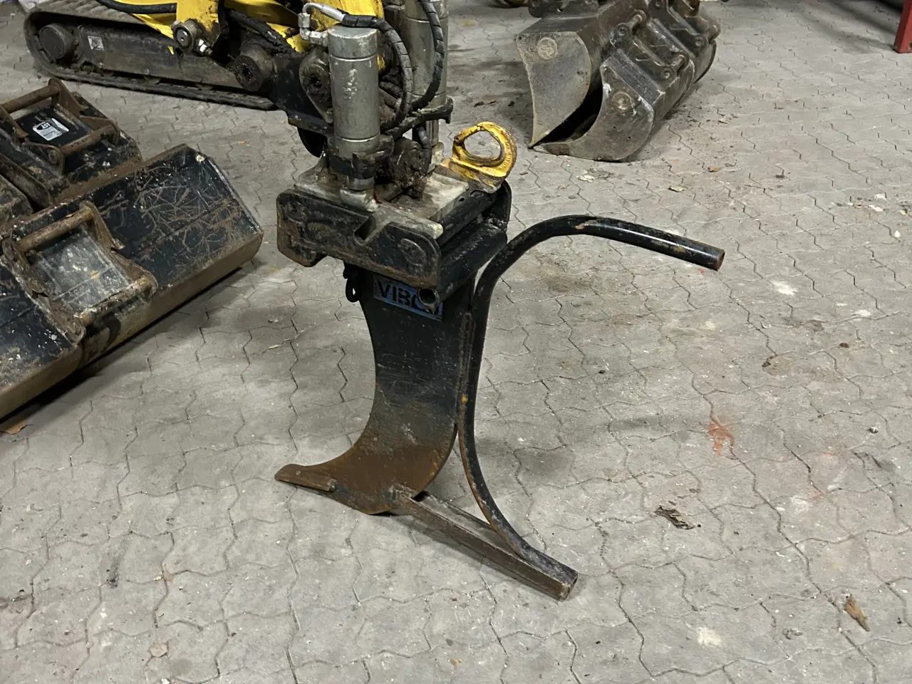 Billede 8 - Udlejning af minigraver og diverse 