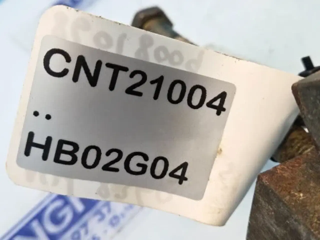 Billede 4 - New Holland 8360 Frontvægt Lås 16051121