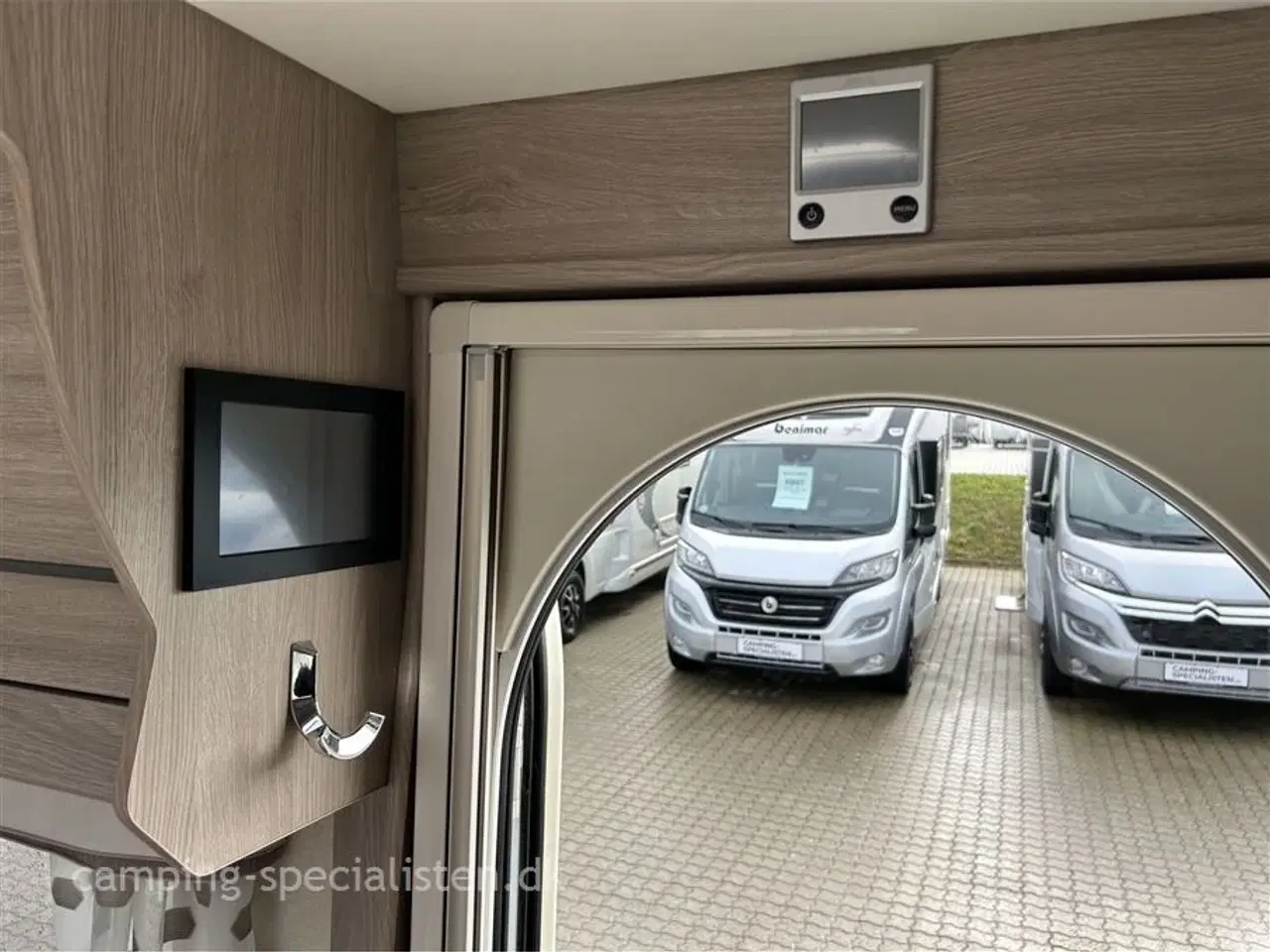 Billede 9 - 2023 - Kabe Smaragd 520 XL KS Queen Selction   Kabe Smaragd XL/KS Queen Selction model 2023 - kan nu ses hos Camping-Specialisten.dk