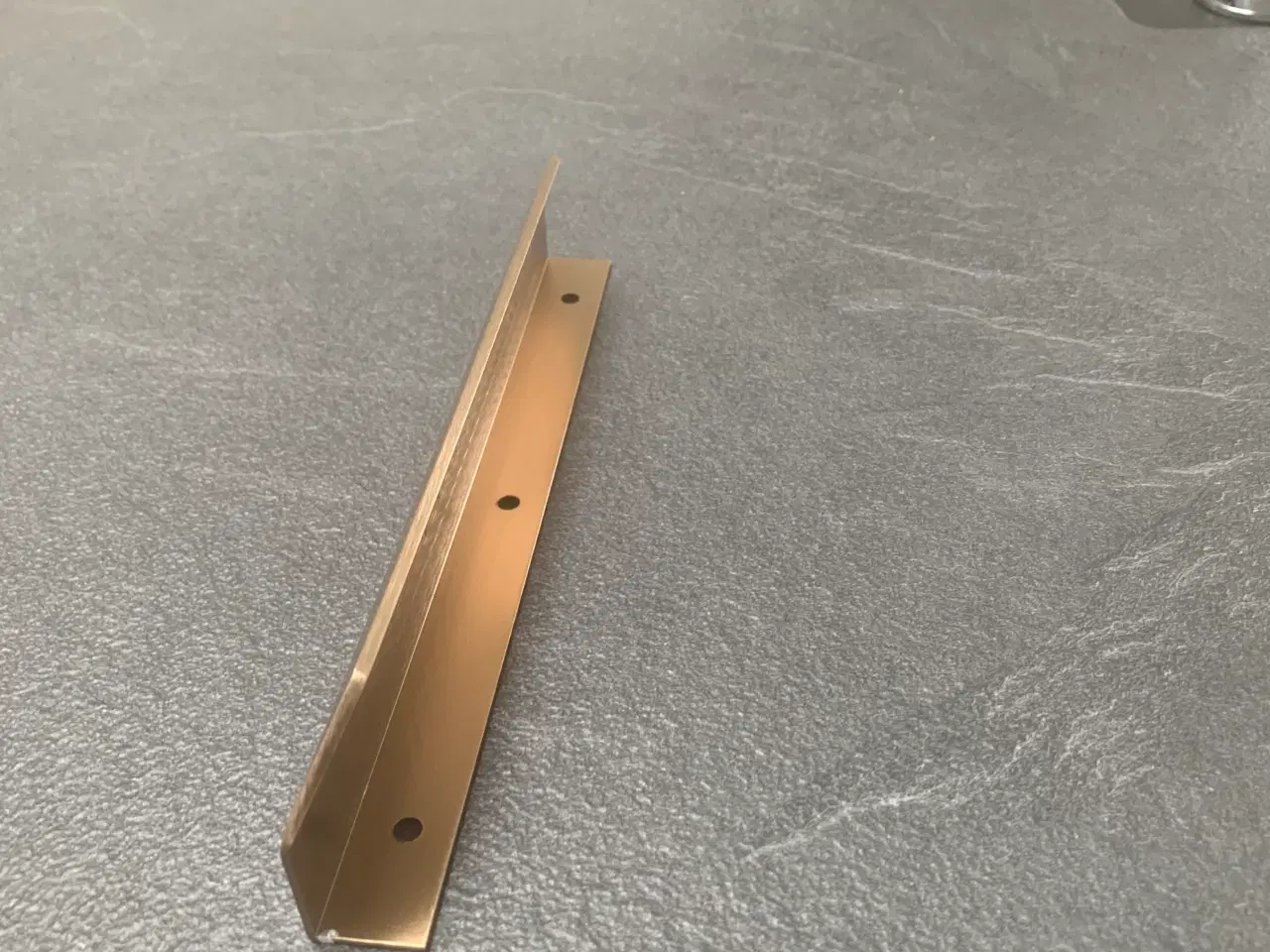 Billede 2 - Svane greb til køkken sælges for 50 kroner pr. stk