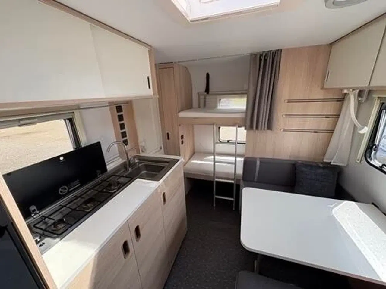 Billede 9 - Adria AVIVA 472 PK