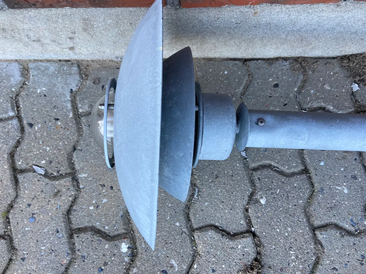 Billede 2 - 3 stk. have-,sti-, indkørsels lamper