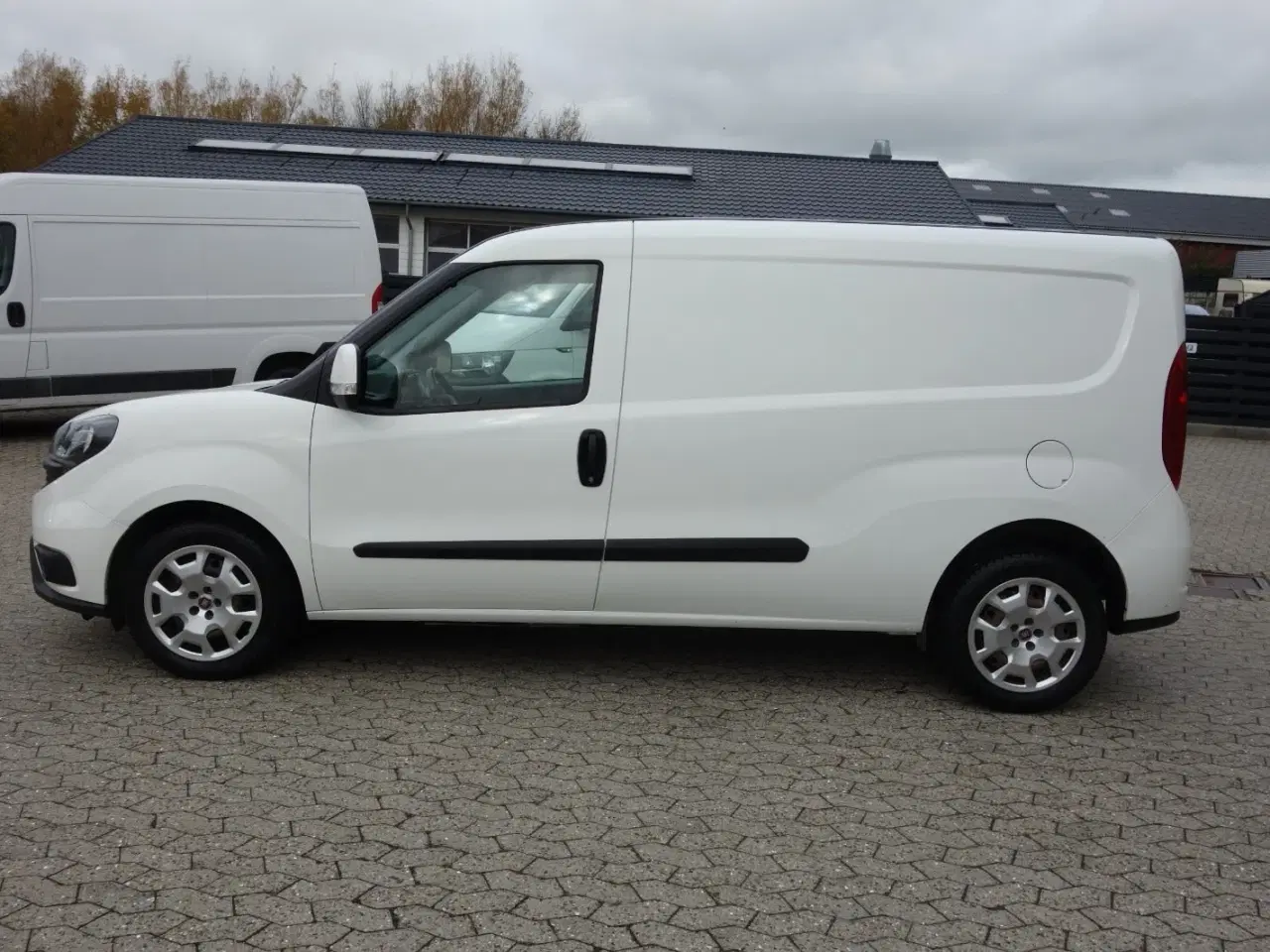 Billede 3 - Fiat Doblò Cargo 1,3 MJT 95 Professional+ L2