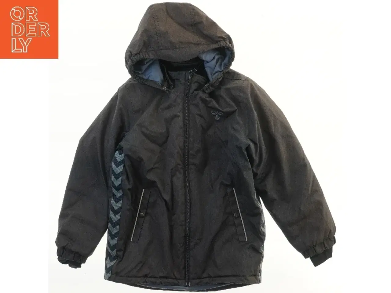 Billede 1 - Vinterjakke med hætte fra Hummel (str. 140)