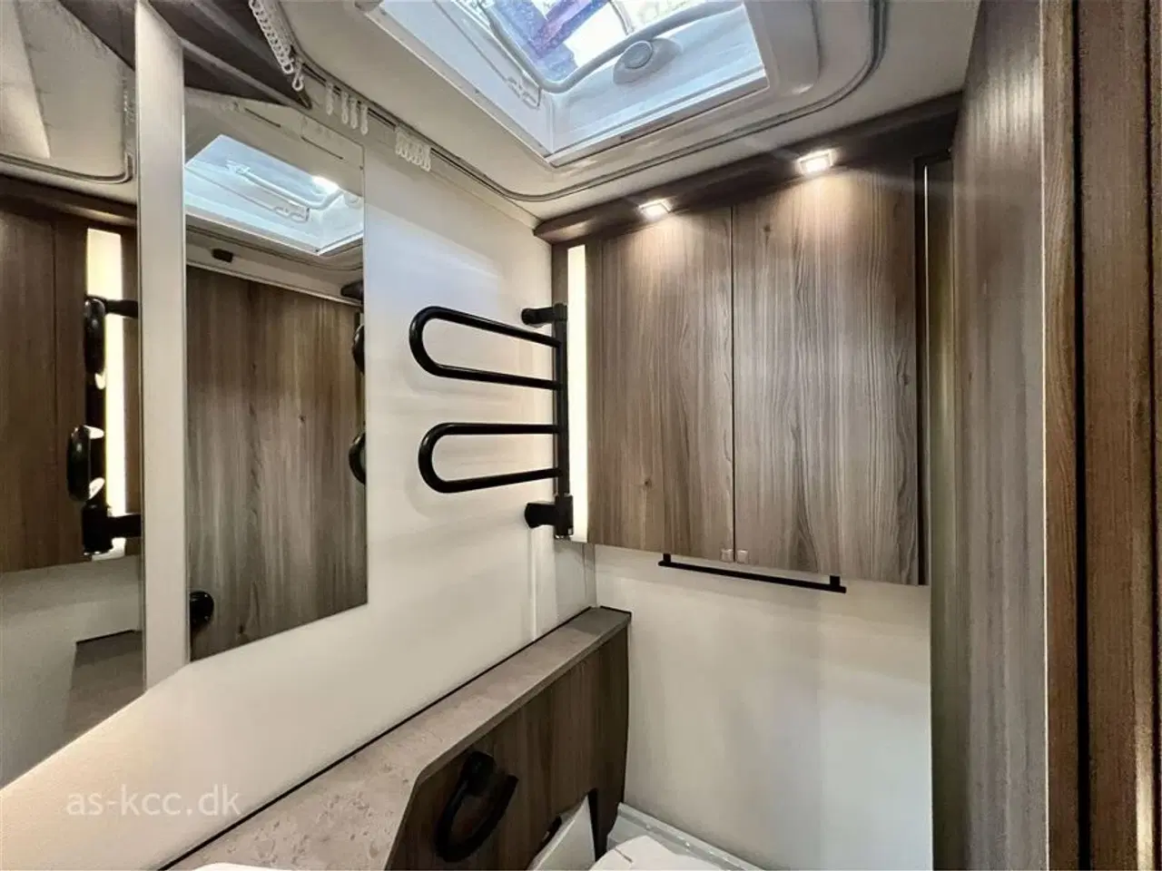 Billede 16 - 2025 - Kabe Royal 520 XL KS
