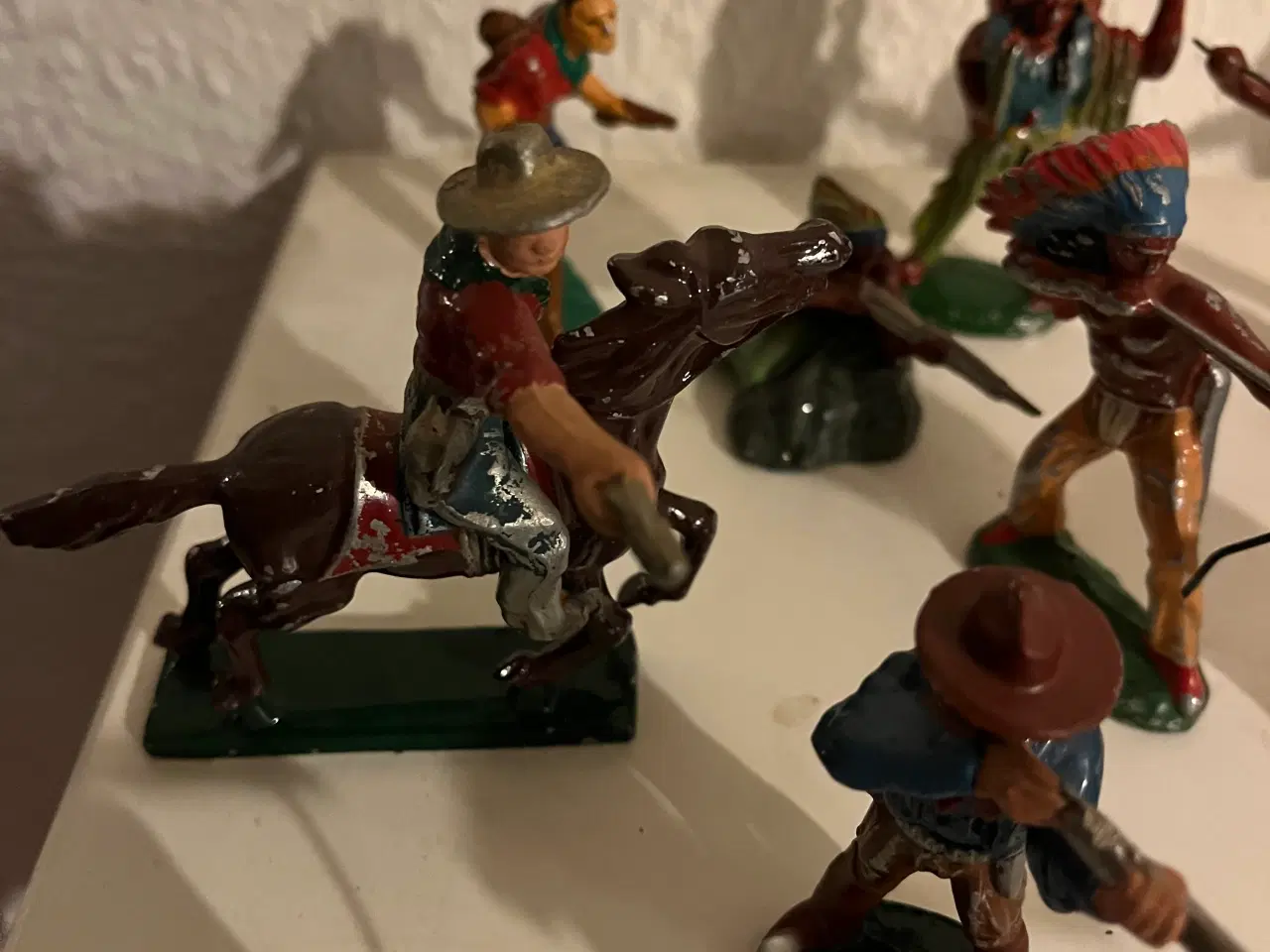 Billede 6 - Gamle flotte krolyn figurer