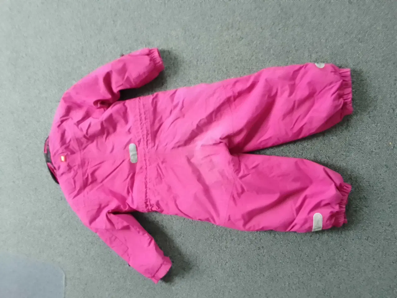 Billede 4 - Flyverdragt str 92 