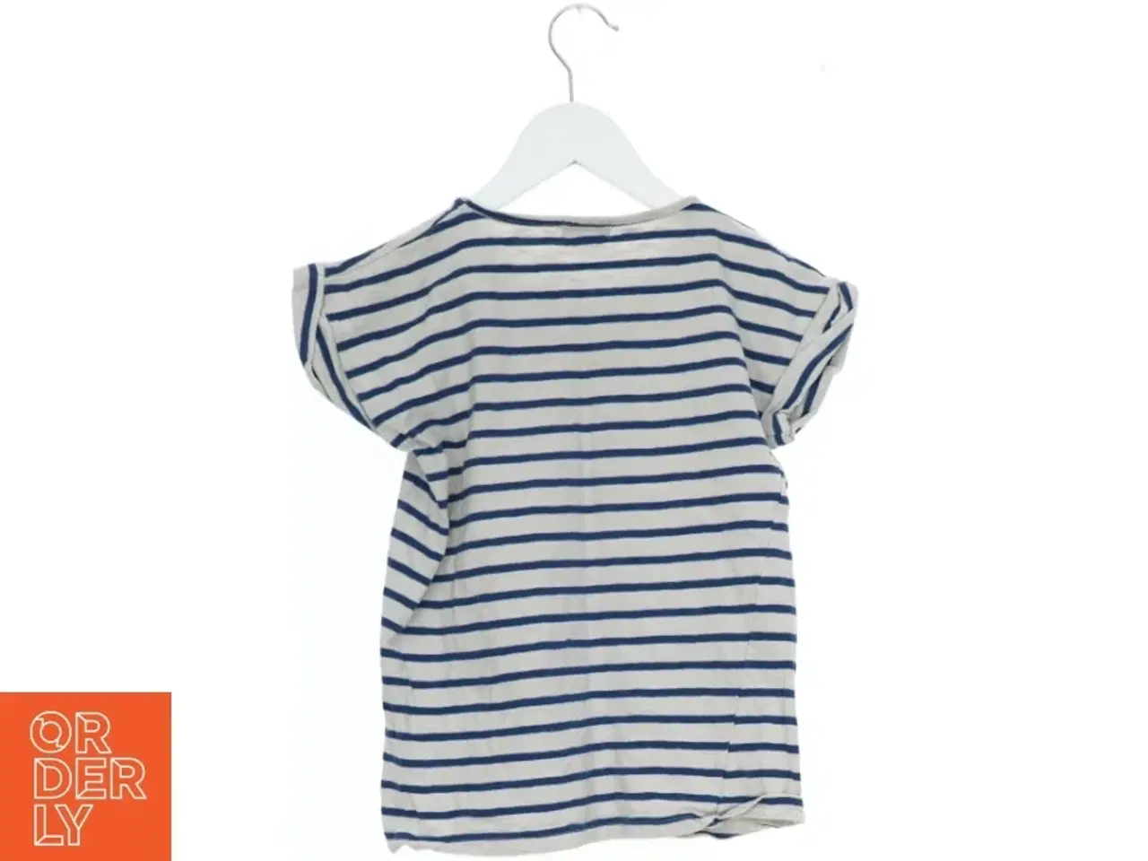 Billede 2 - Blåstribet T-Shirt fra Norlie (str. 134)