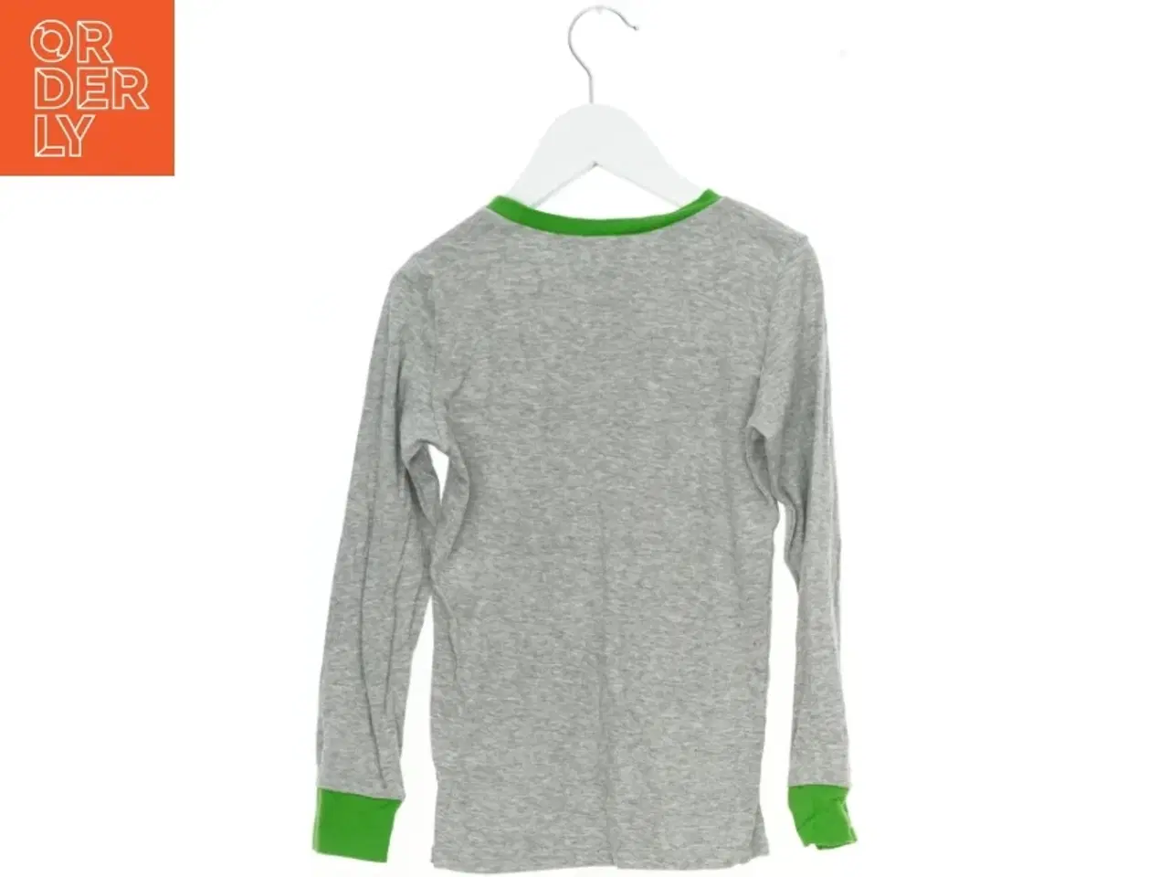 Billede 2 - T-Shirt fra H&M (str. 122 cm)