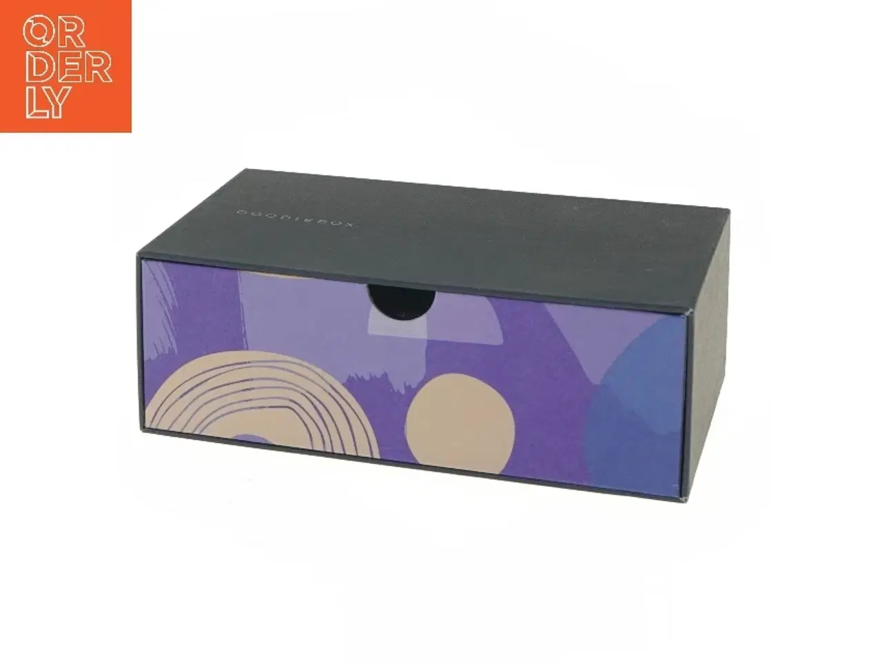 Billede 2 - Goodiebox med kosmetikprodukter (str. 24x14,5 cm)