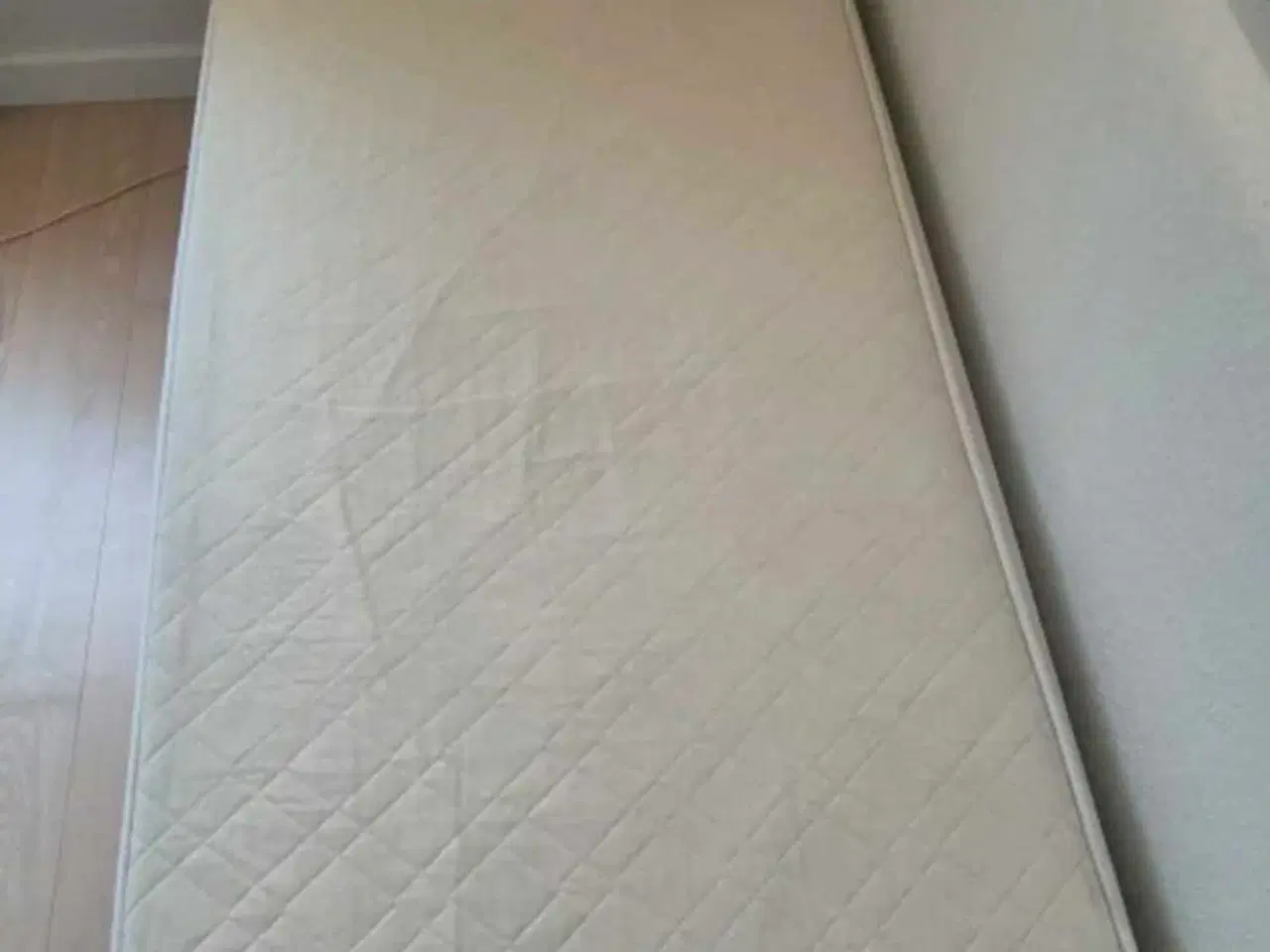 Billede 1 - Flexa seng