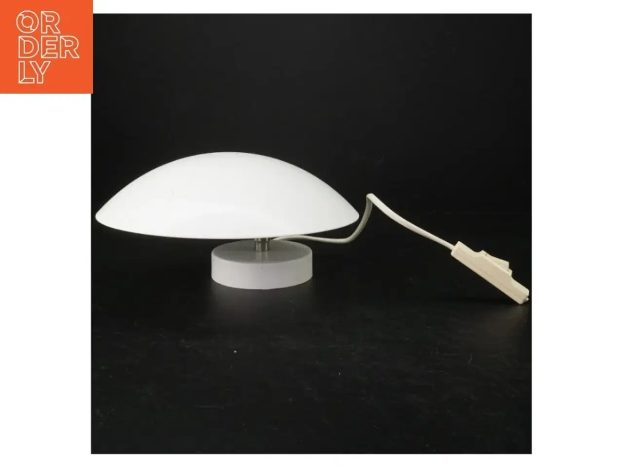Billede 3 - Hvid væglampe (str. Ø. 20 cm)