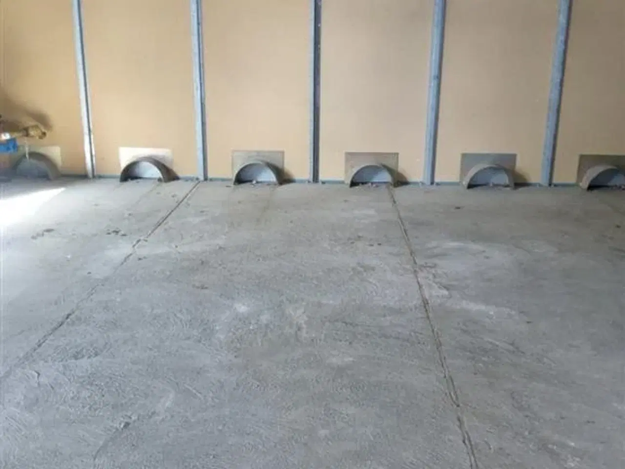 Billede 1 - - - - Silovæg mrk. PW Demi Silo