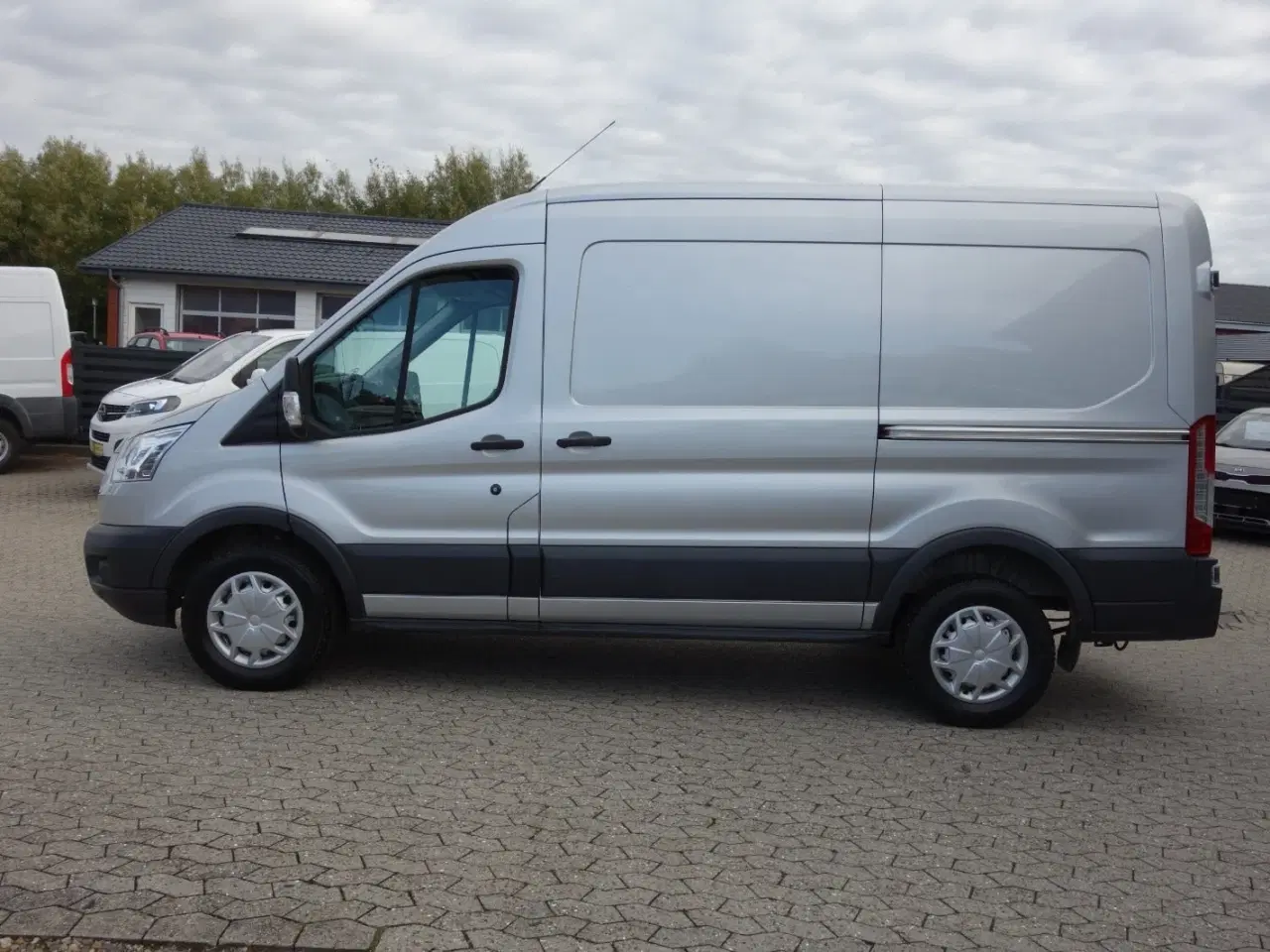 Billede 3 - Ford Transit 350 L2 Van 2,0 TDCi 170 Trend H2 RWD