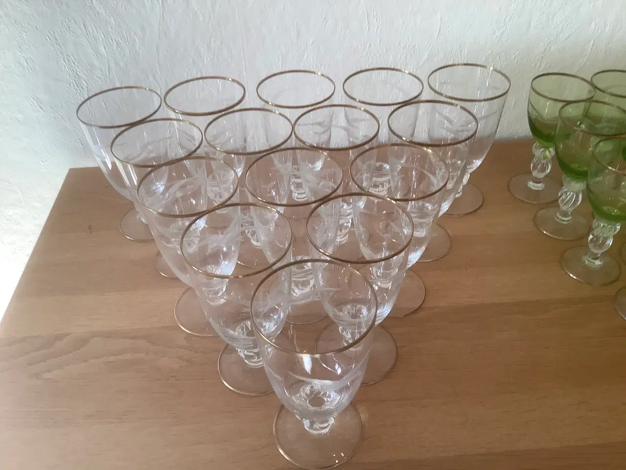 Billede 4 - Lyngby måge glas med guldkant