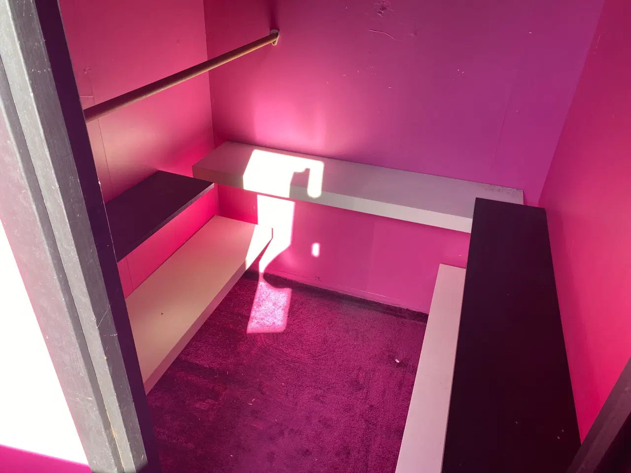 Billede 9 - Ældre skurvogn gives væk mod afhentning 