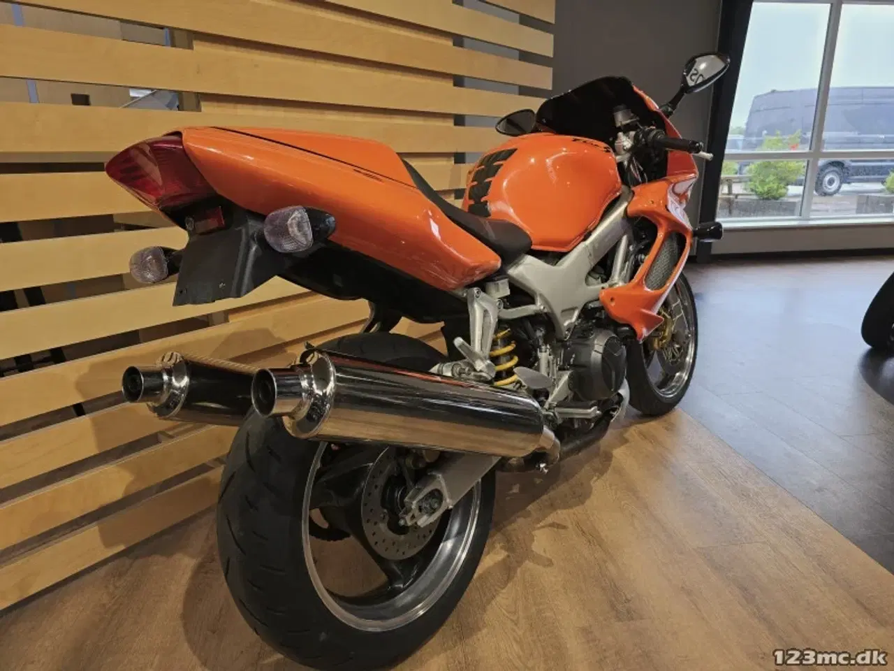 Billede 3 - Honda VTR 1000 F Firestorm